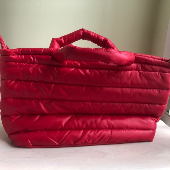 New Red and Pink Interior Tote Bag w/ Removable Crossbody Straps & Full Zipper - Picture 1 of 4